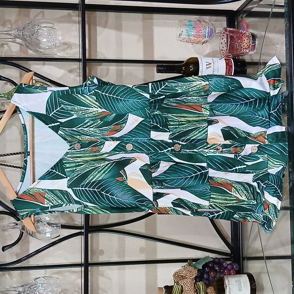 Tropical Dress - Picture 1 of 4